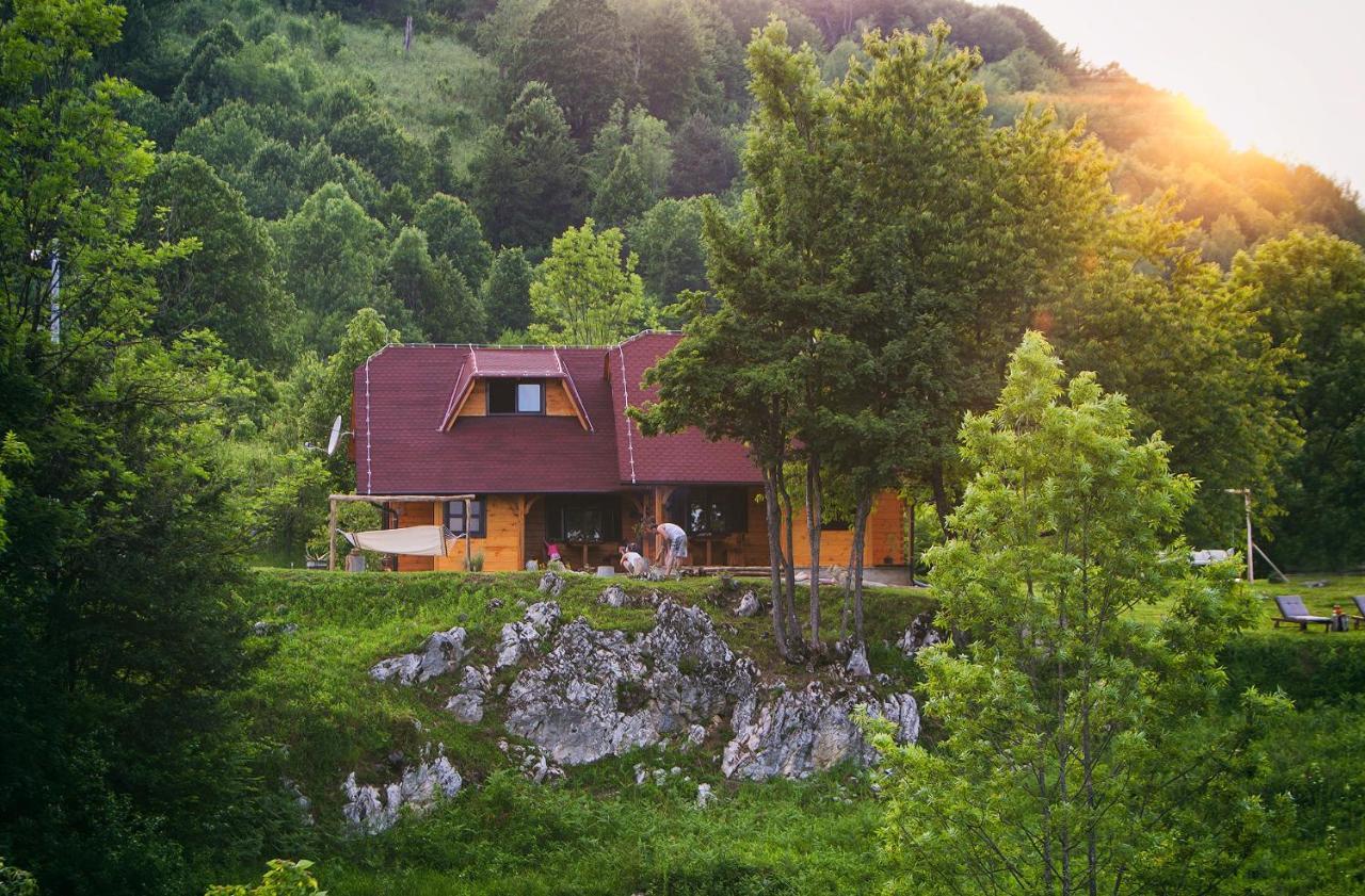 Father'S Land Rakovica Exteriér fotografie